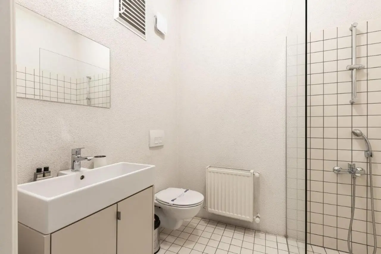 Warm Cozy Charming 2BD2Bath GalataTower Gem! #256