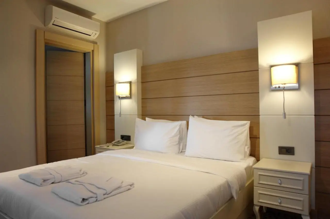 Le Mirage Hotel