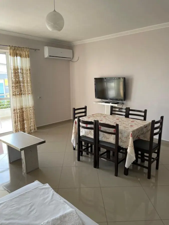 Xhulio Apartments