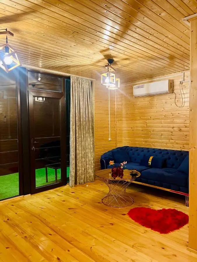 Paradise Inn