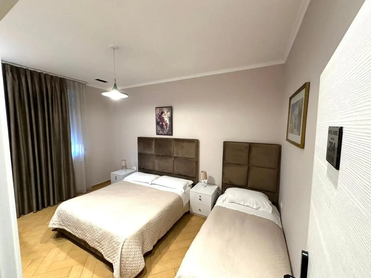 HOTEL NOBEL CENTER