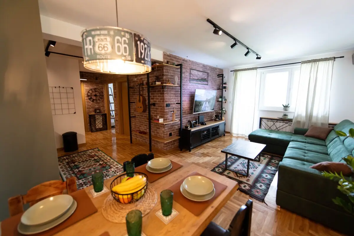 2BDR Modern Loft -
 Mountain View and Free Parking