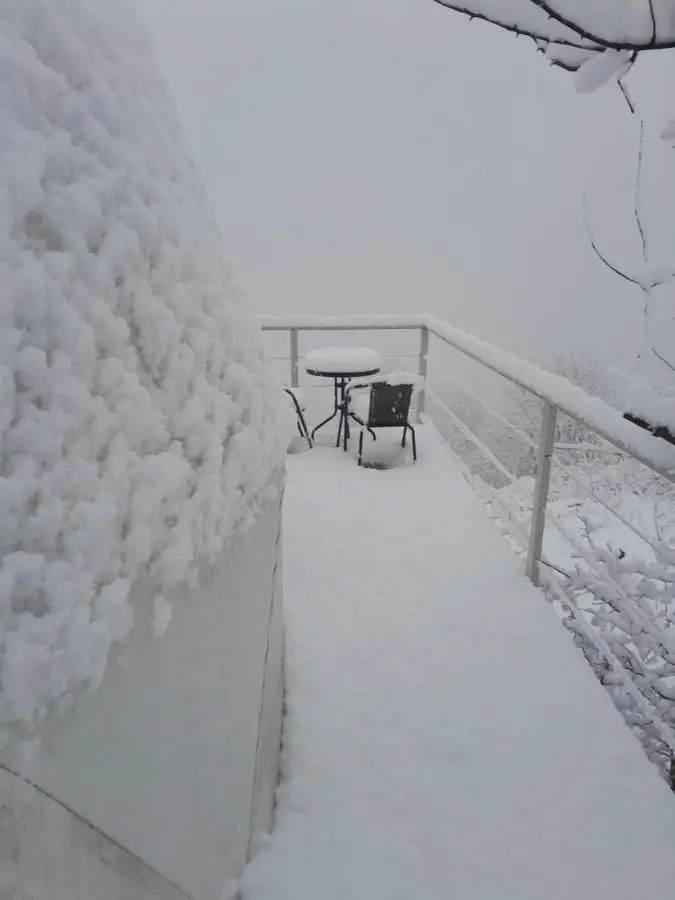 4 seasons. 4 სეზონი Glamping Georgia Racha