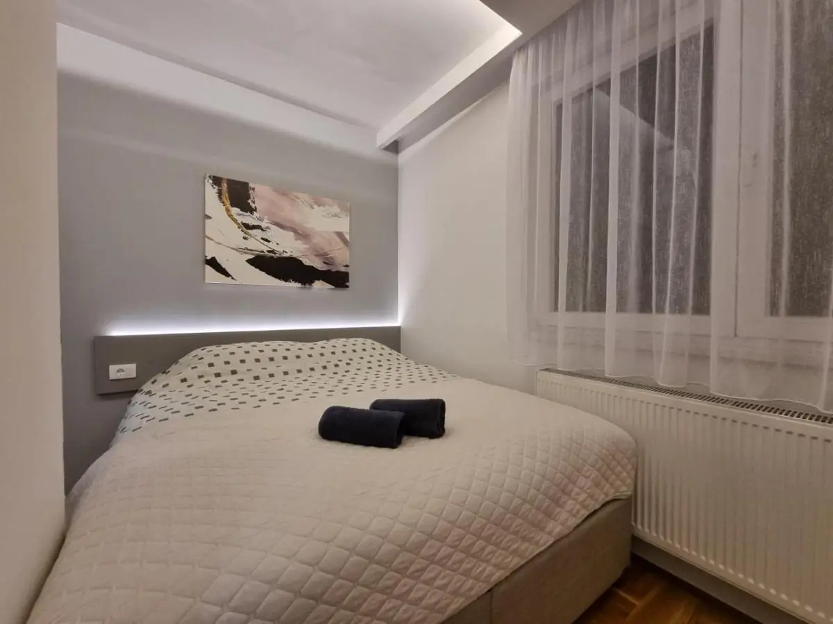 Studio Apartman Golden Lux 1