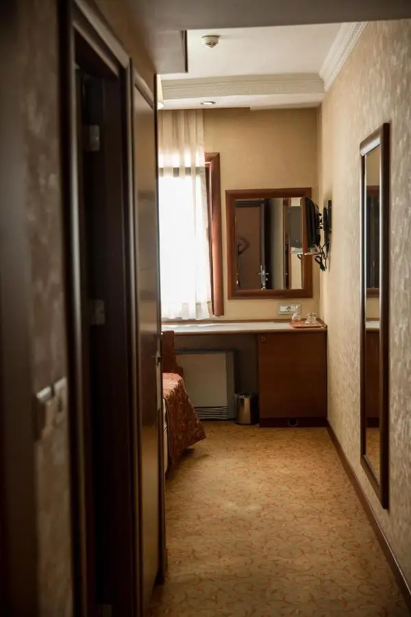 Yuksel Hotel