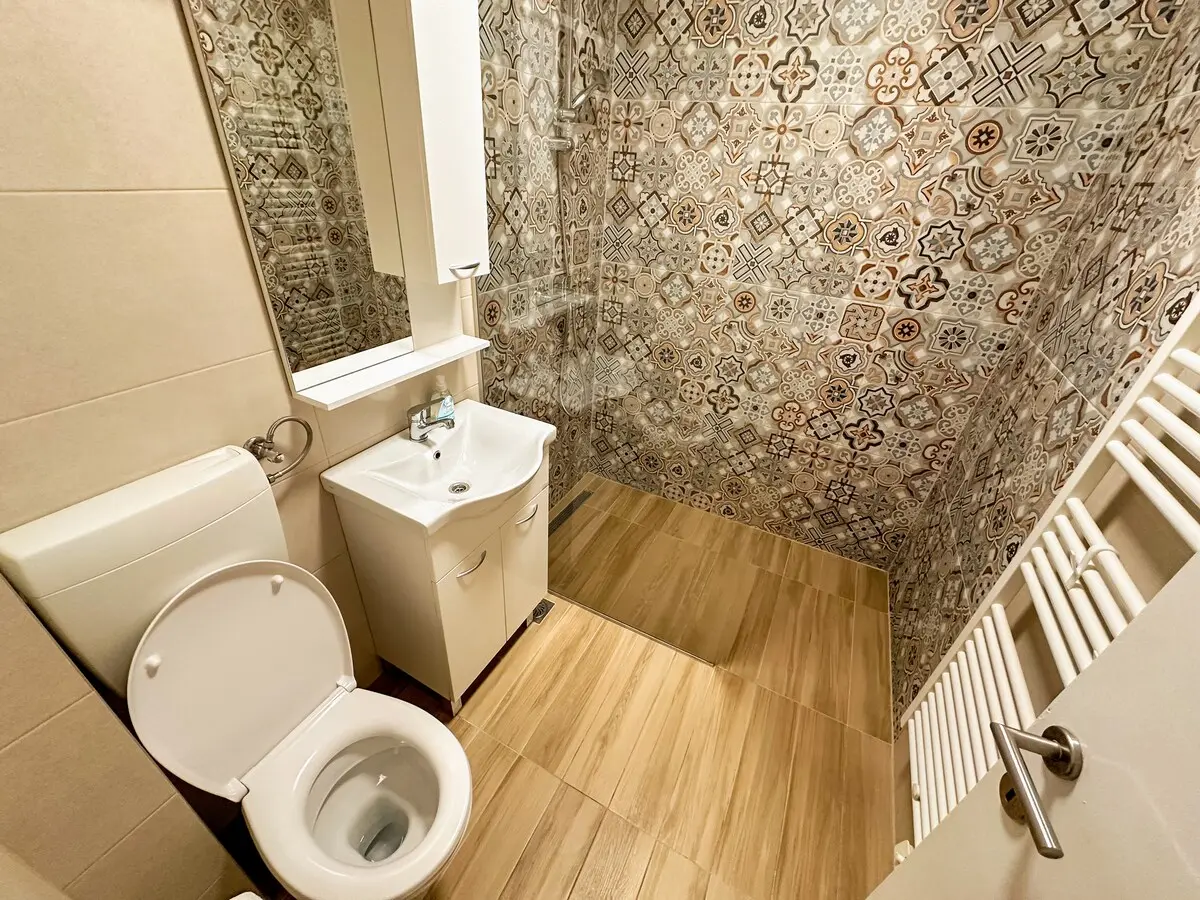 Exclusive Modern Riverside Suite
