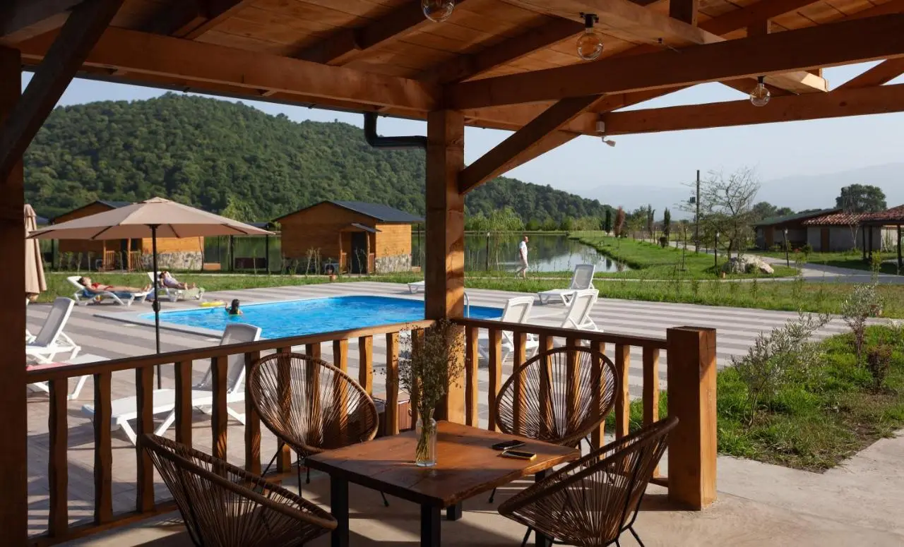 Moretoni Lake Resort