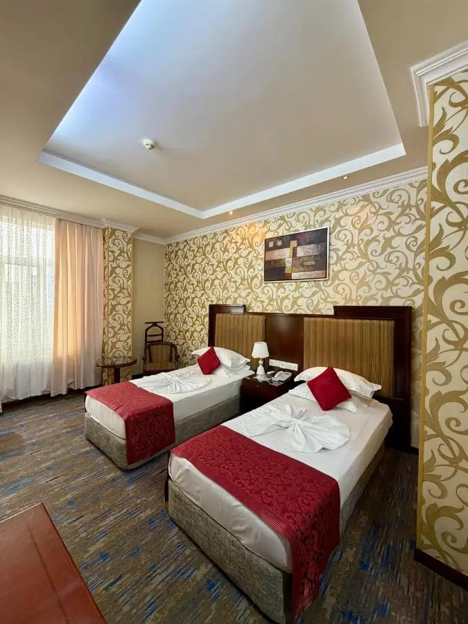 Royal Hotel
