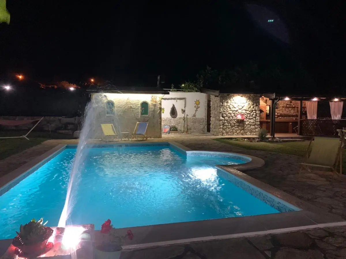 Silent Village Villa with Swimming Pool