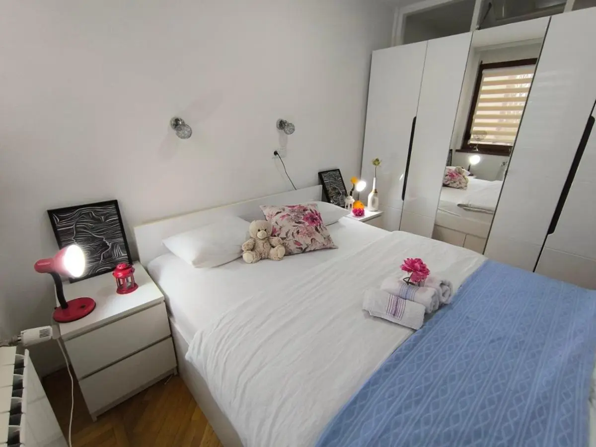 Chengic Villa Comfort - Modern 2-Bedroom Retreat