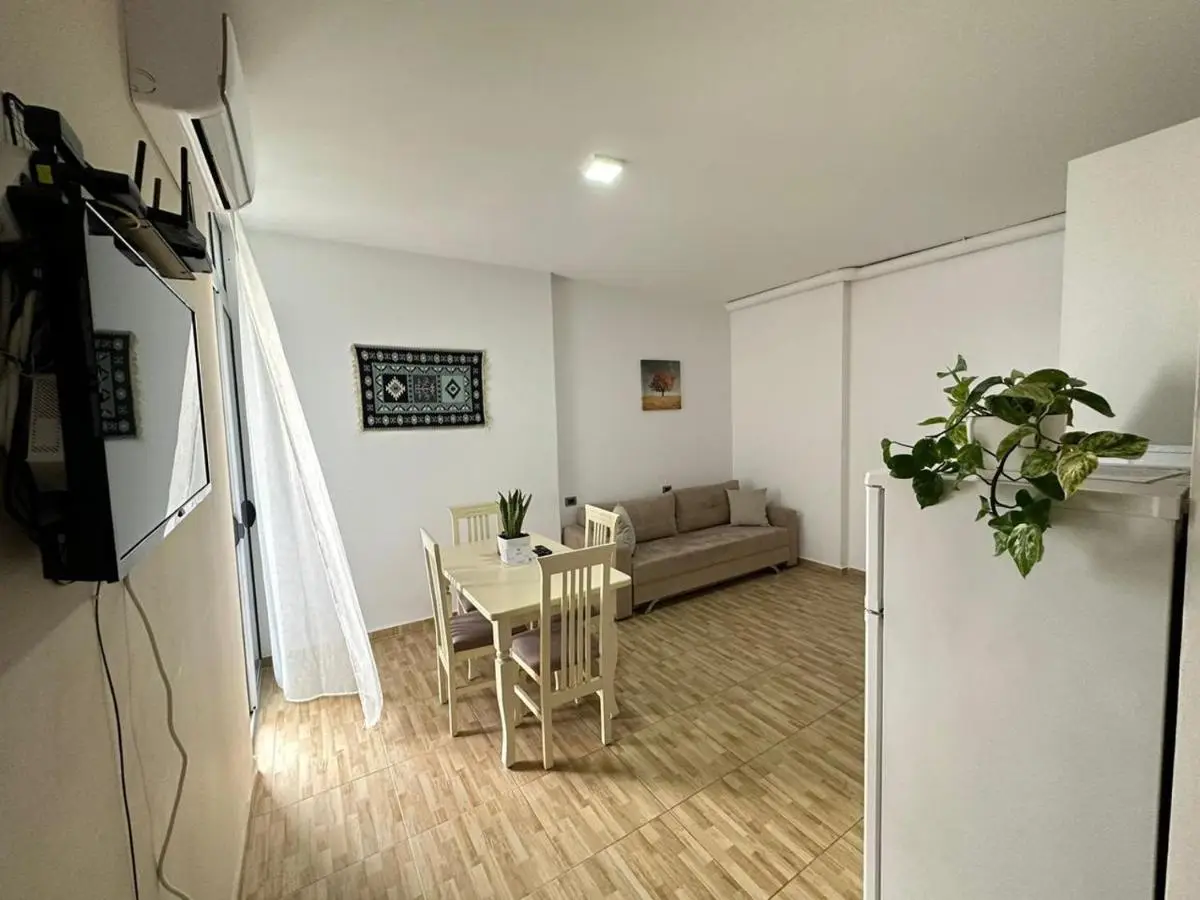 TreA Accomodations - Despacito Port Side