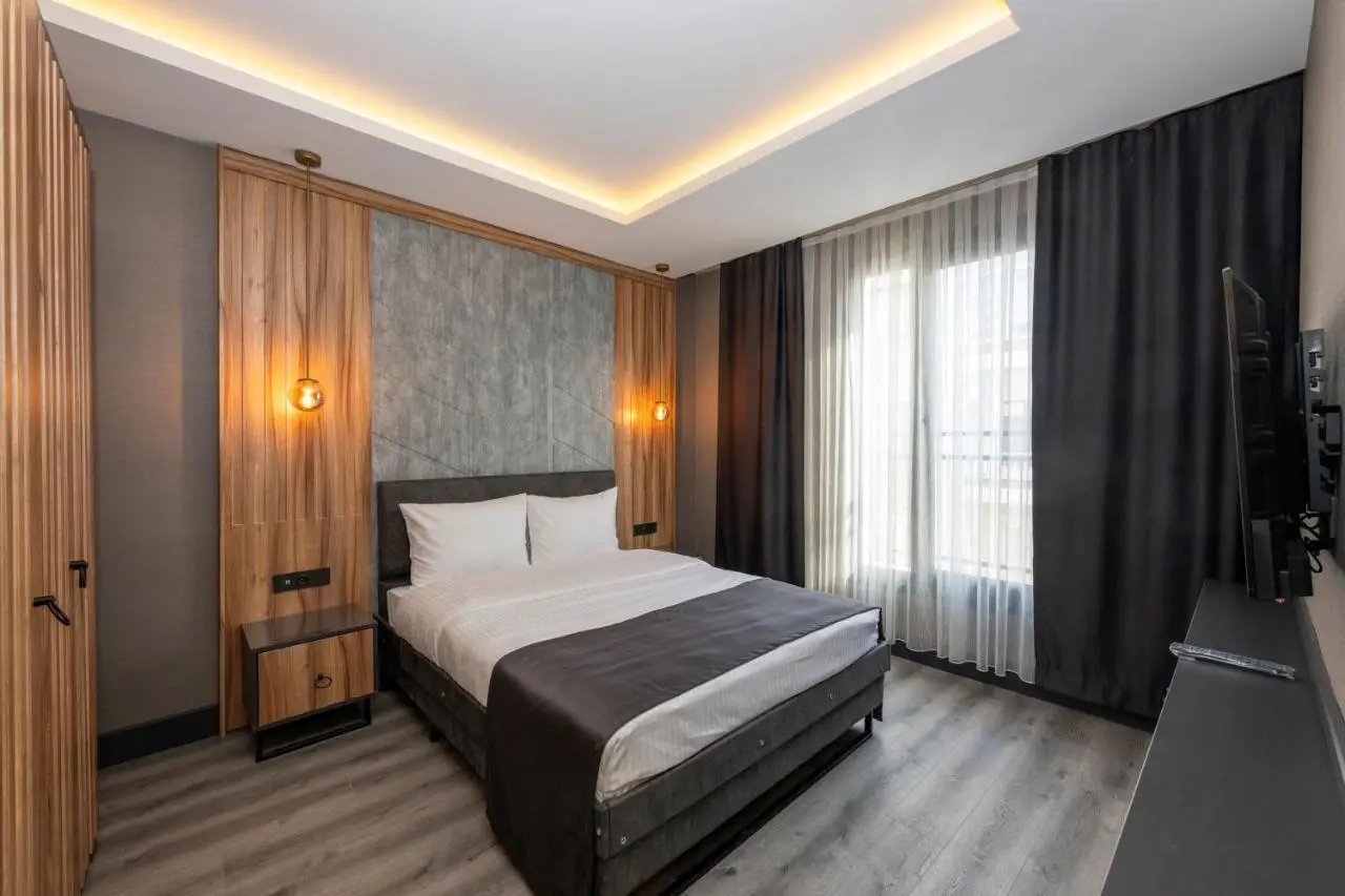 The Nirvanas Hotel