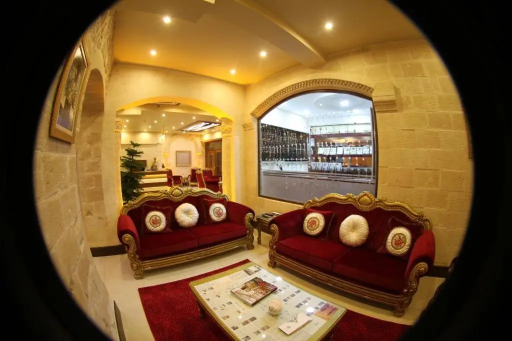 Tuğhan Hotel