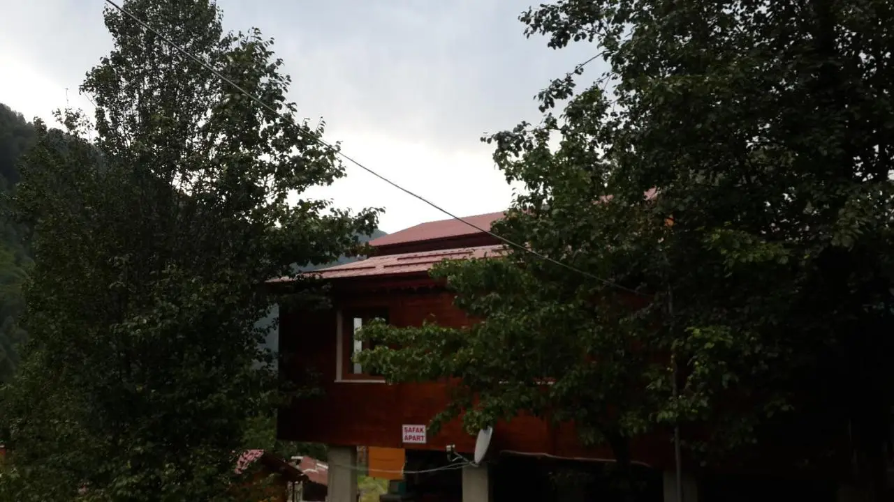 AYDER ŞAFAK Apart
