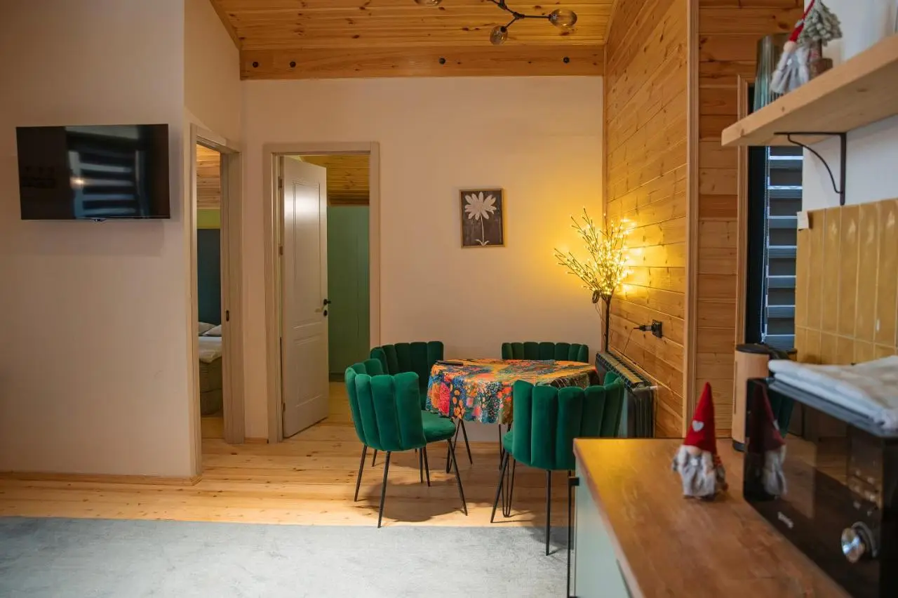 Cozy Wooden House near Gudauri