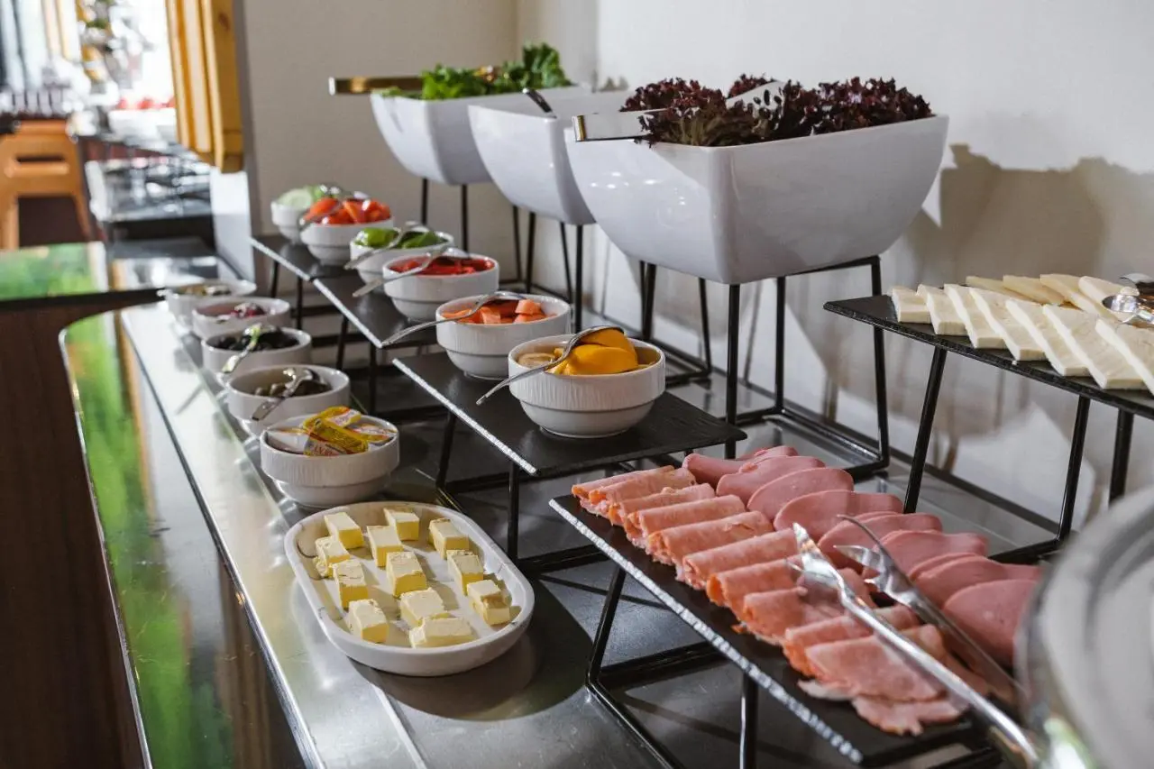 Greenwood Hotel Restaurant & Spa