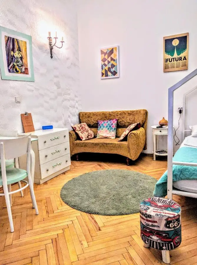 Old Town Studio With Picture Perfect Terrace !