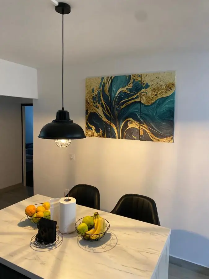 Apartment White Hill