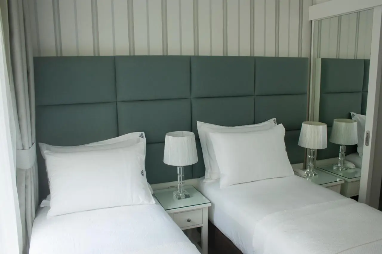 Ten Rooms Istanbul Hotel