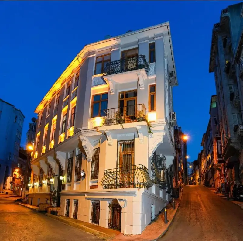 1826 Heritage Rooms