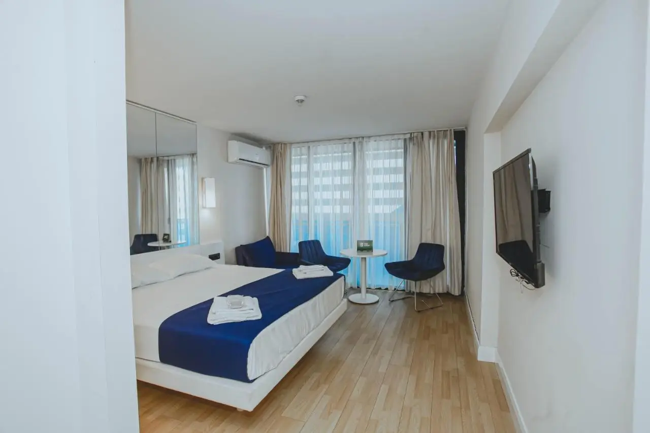 Spectacular Sea View Aparthotel In Orbi City Batumi