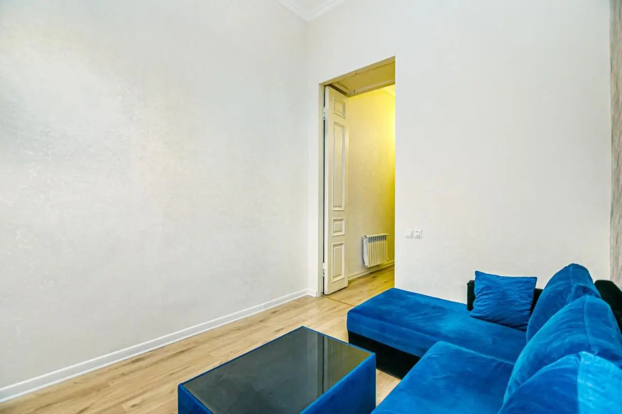 Apartment Blue Cloud