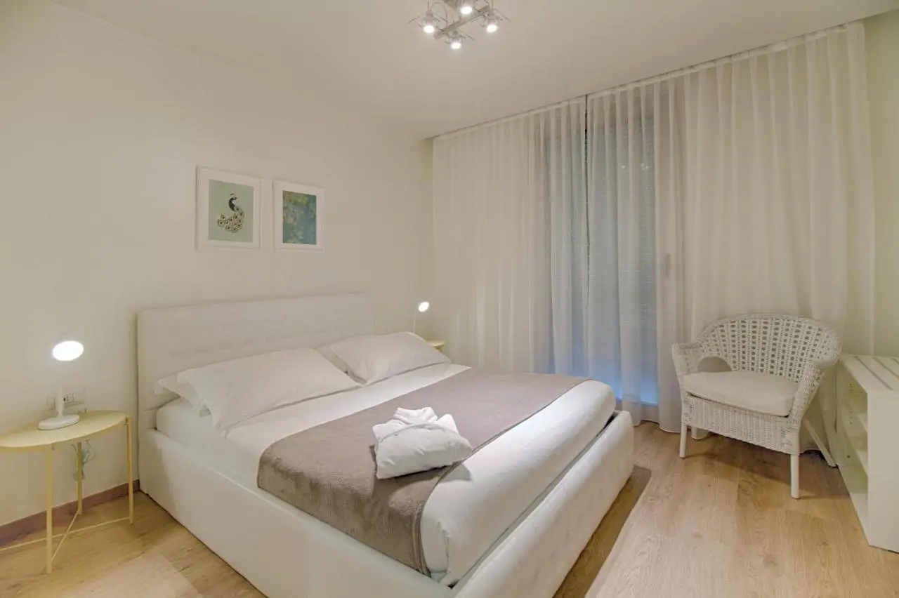 THE ROOMS - Serviced Apartments Tirana
