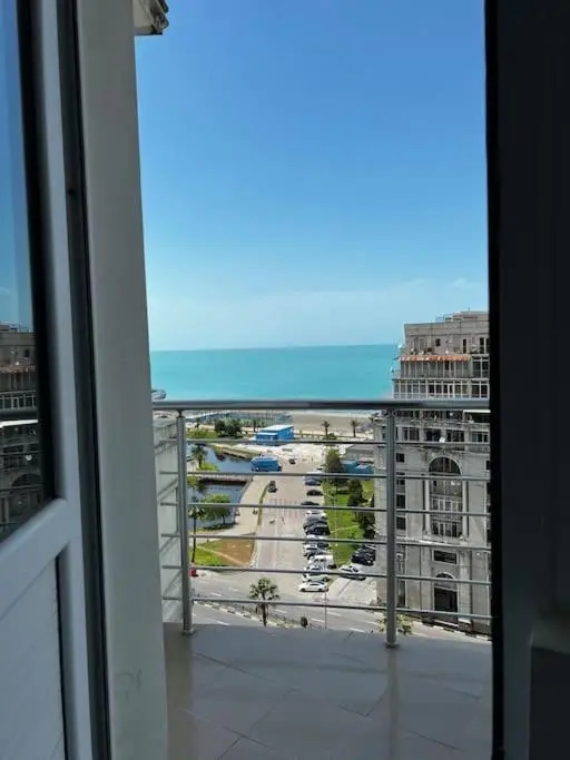 Lovely 2-bedroom unit rental in batumi