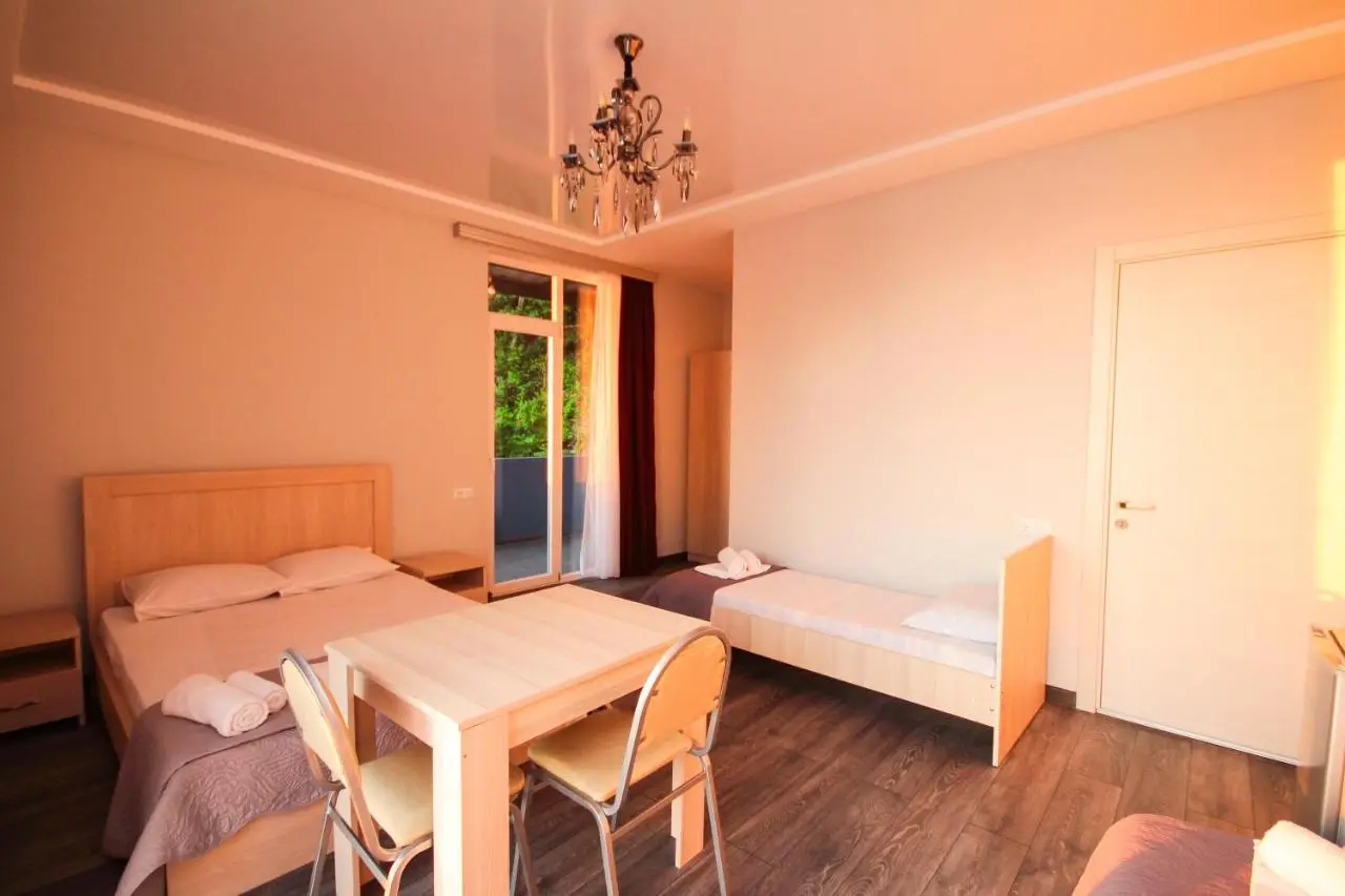 Guest House 99