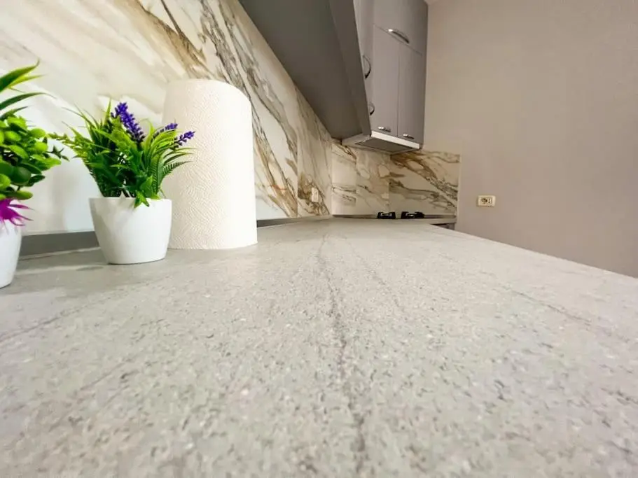 Scanderbeg Square 2BR APT