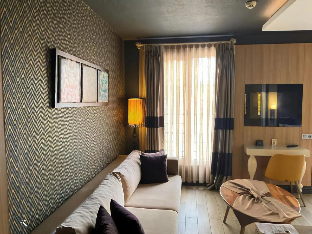Hotel Zade