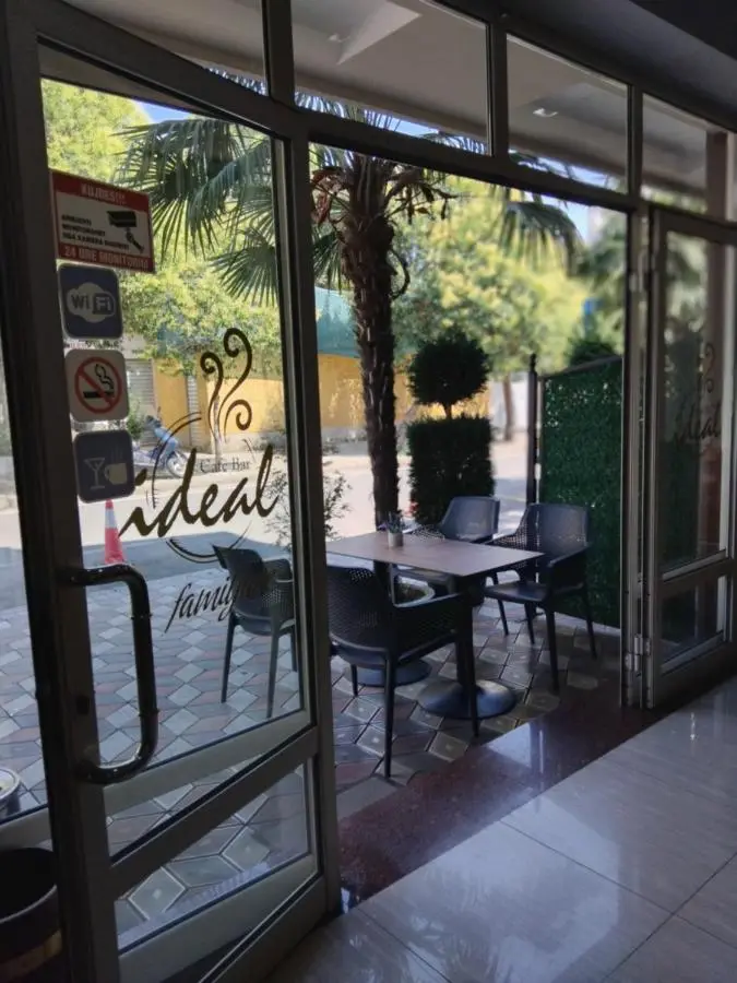 Hotel Ideal