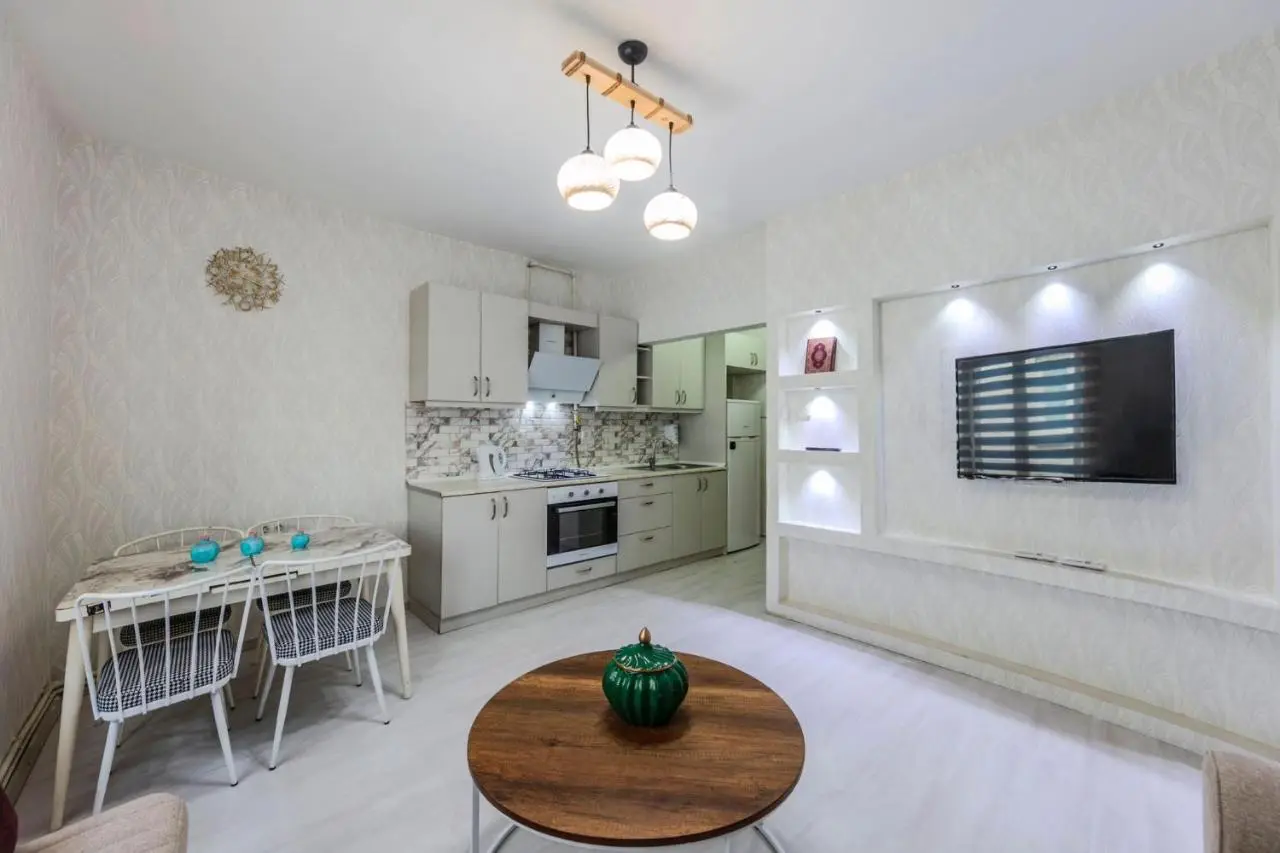 Palas Apartments