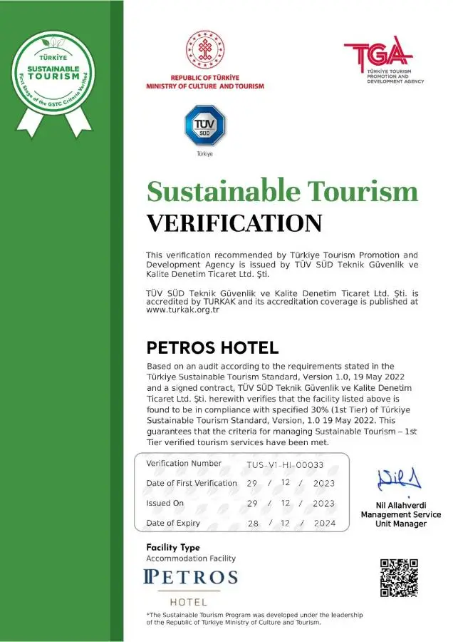 Petros Hotel