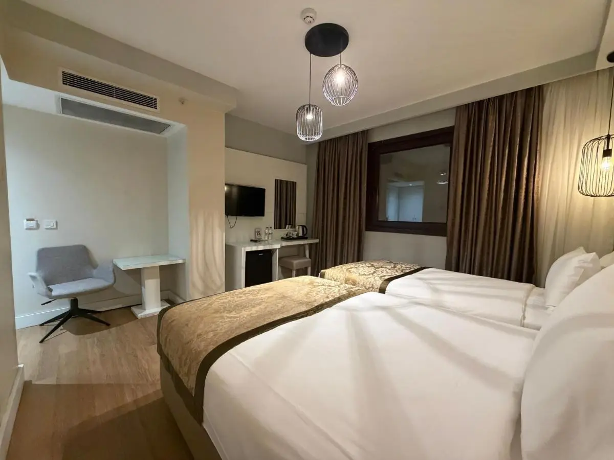 The Golden Park Hotel