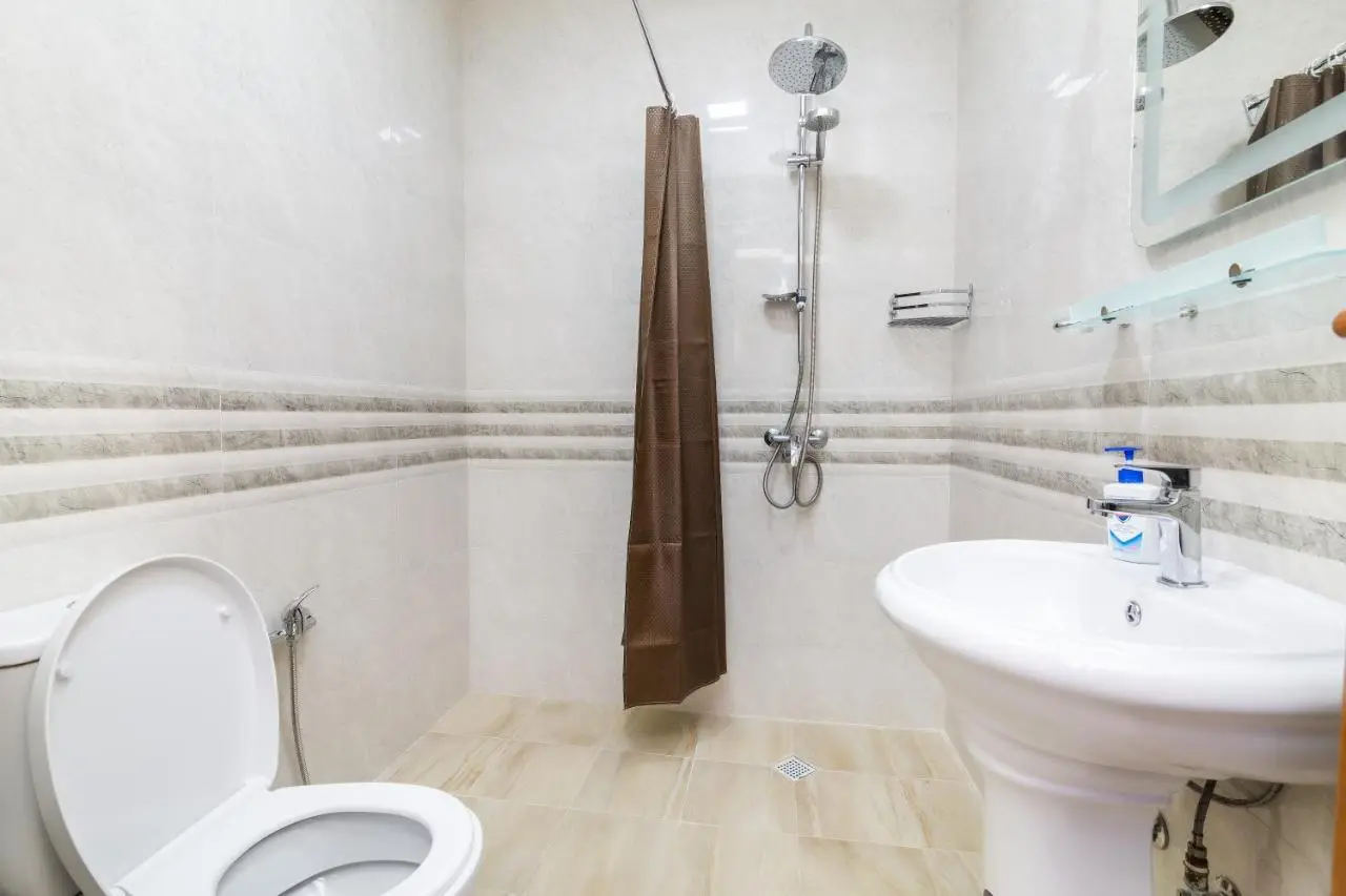 White Hotel Guesthouse