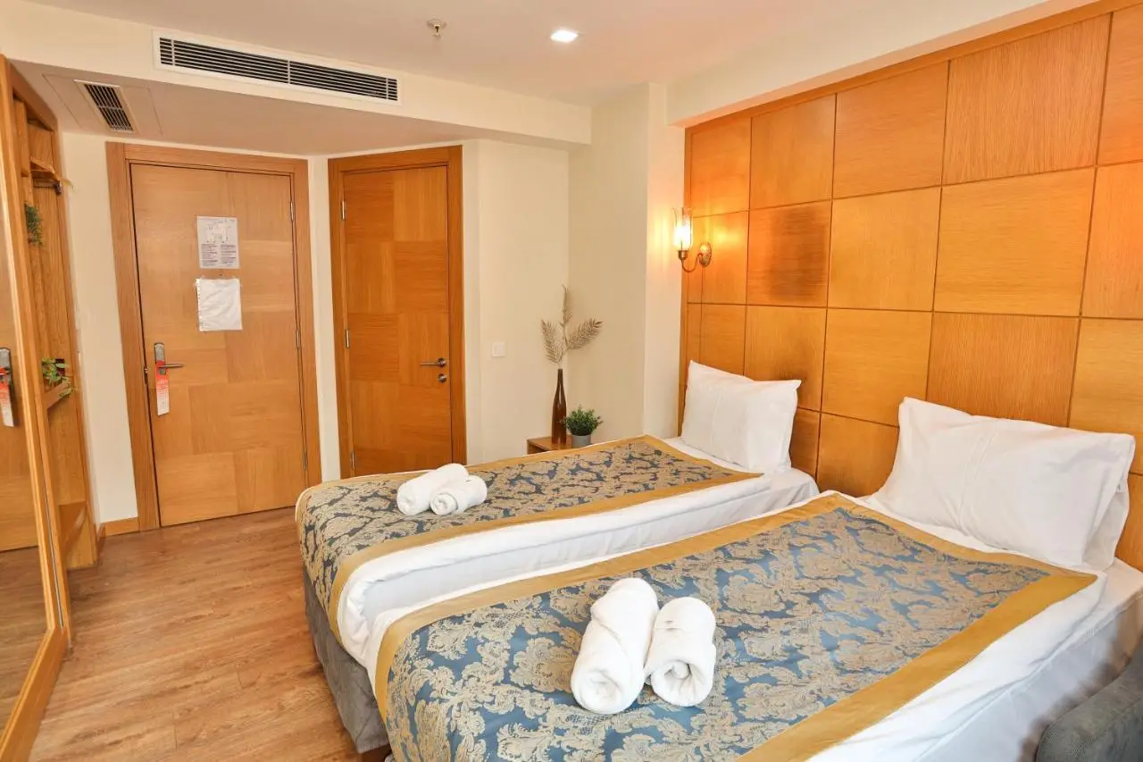 Cumbali Plaza Hotel