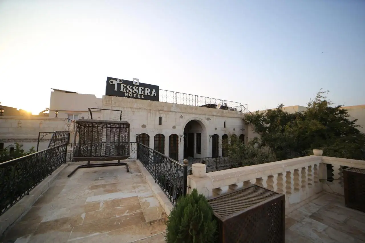 Tessera Hotel