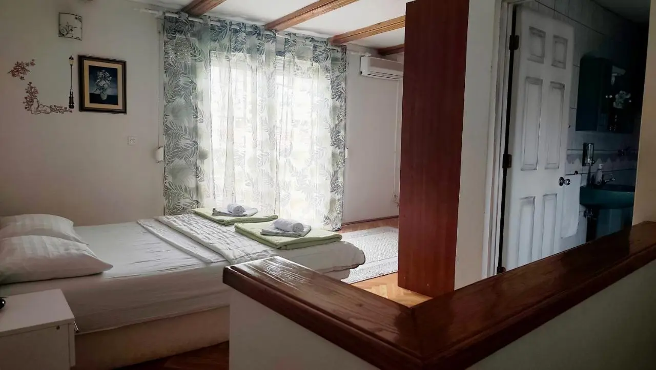 IN Home Apartment