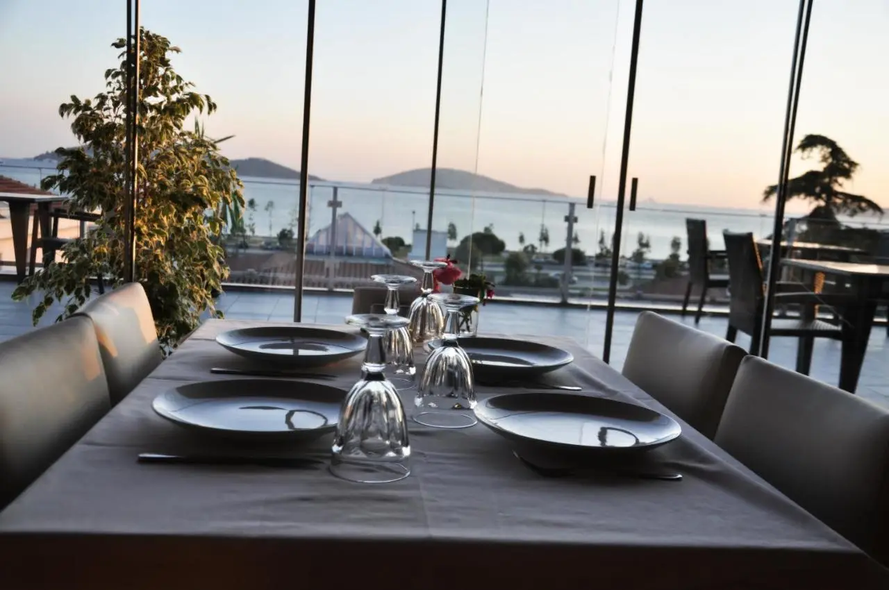 dragos island hotel