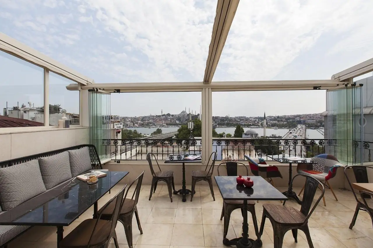 Perla Galata Hotel