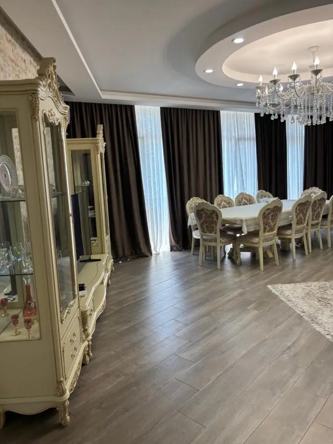 VIP BIG Apartment