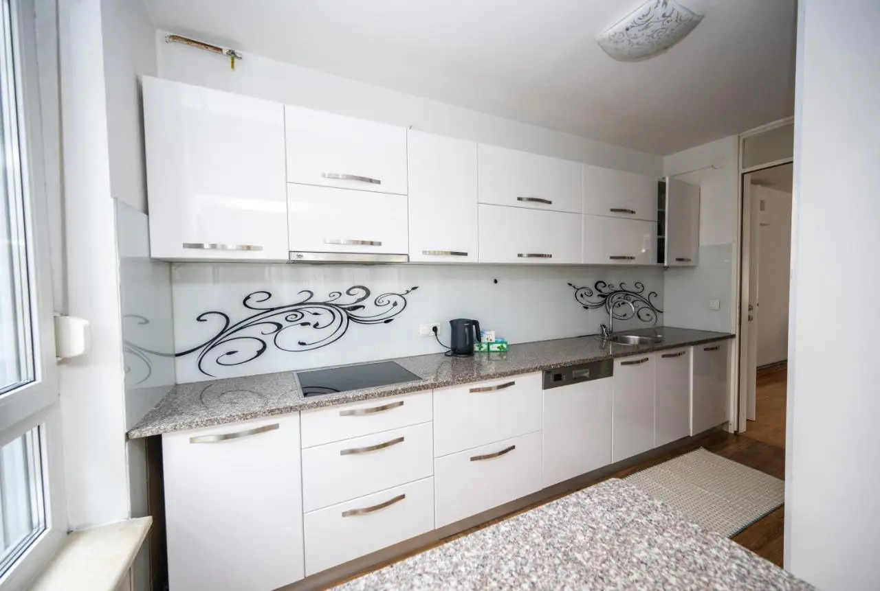Spacious & Modern Apartment in the City Centre