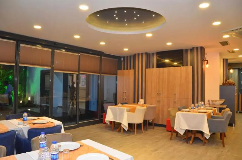 Otel Grand Lark İstanbul