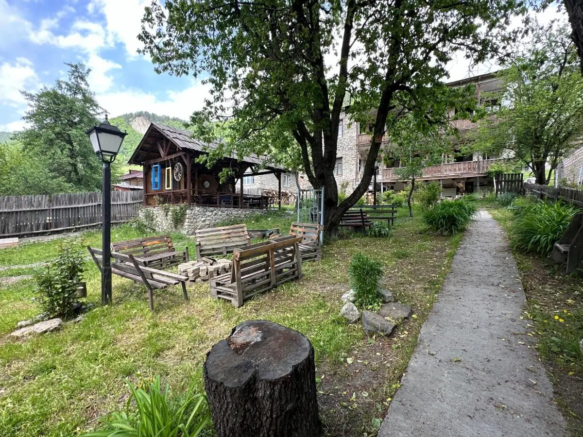 Villa Mestia Hotel