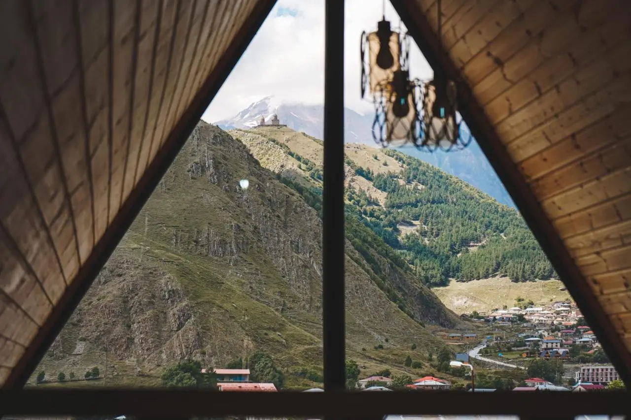 Vaso-Levani Kazbegi Cottage