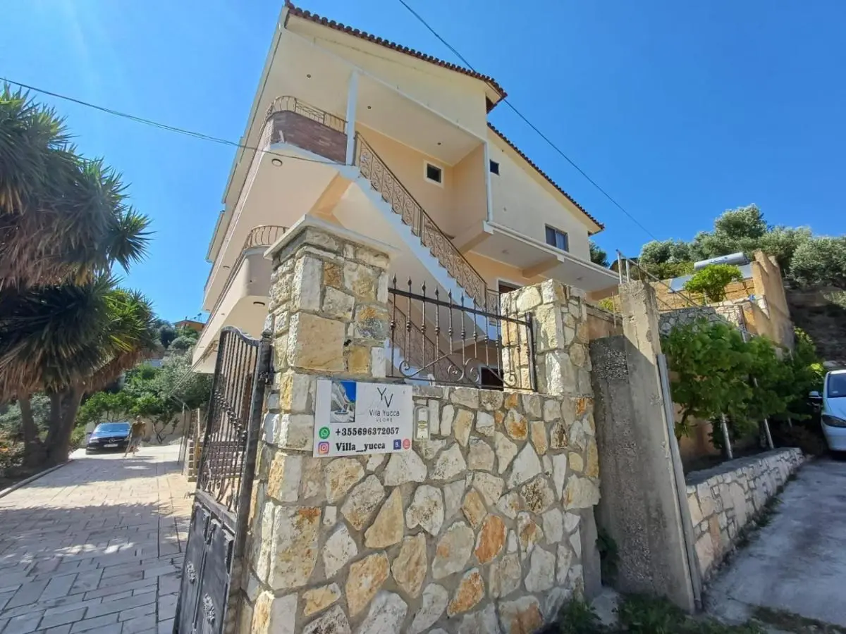 Villa Yucca