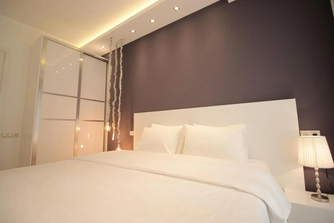 Maxela Apartments