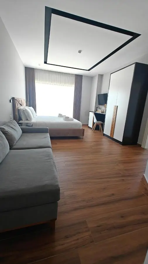 King Hotel Ksamil