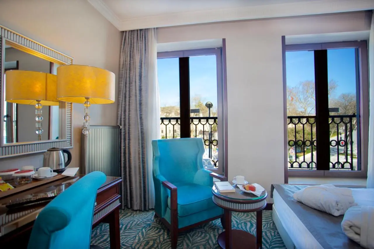 Emporium Hotel